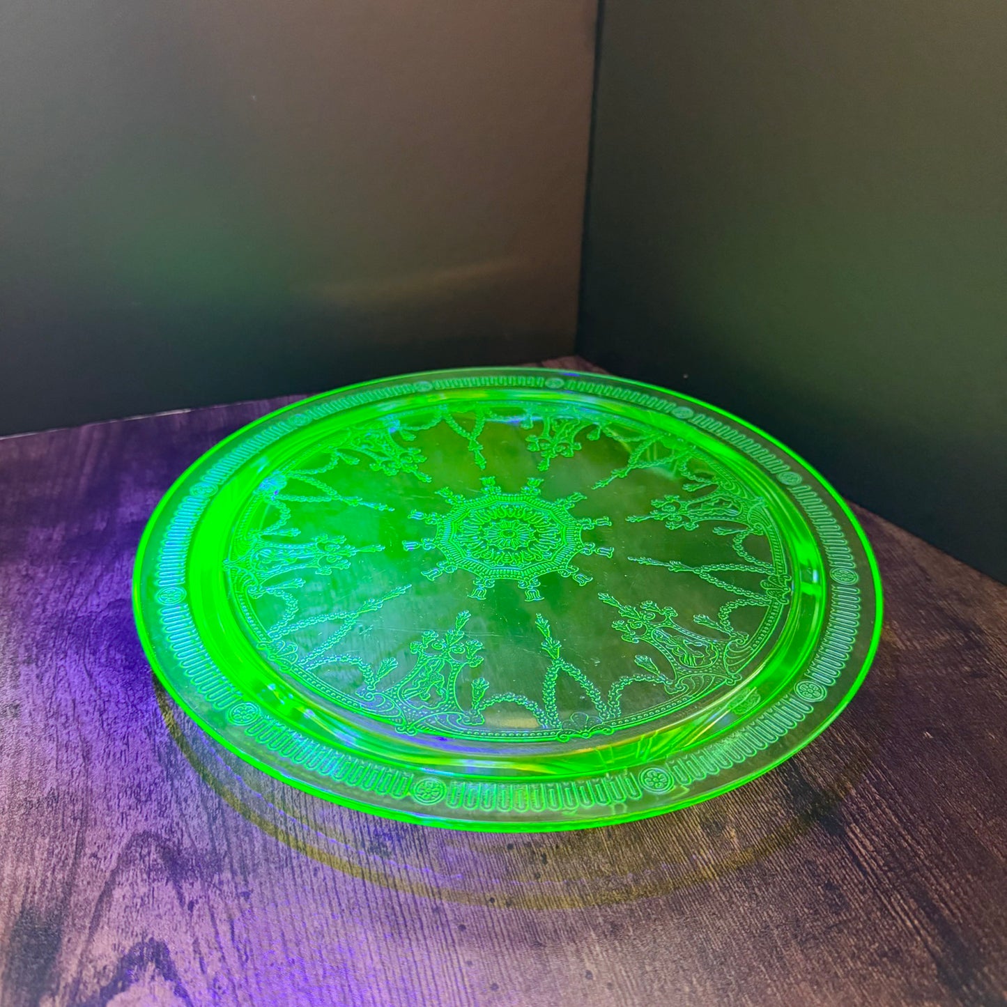 Vintage Anchor Hocking Cameo Ballerina Cake Plate | Green Uranium Glass