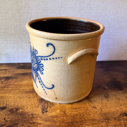 Vintage Buffalo Pottery Co. Salt-Glazed Stoneware Crock with Cobalt Floral Design