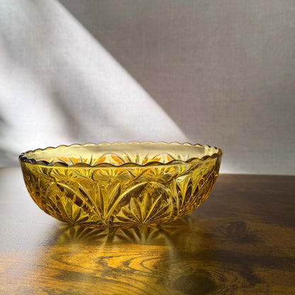 Vintage Serving Bowl | Amber Pressed Glass | Anchor Hocking Star Cameo