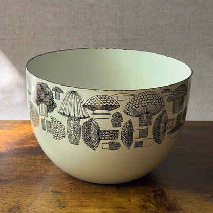 Vintage Enamel Mixing Bowl | Mushroom by Esteri Tomula | Finel Arabia Kaj Franck