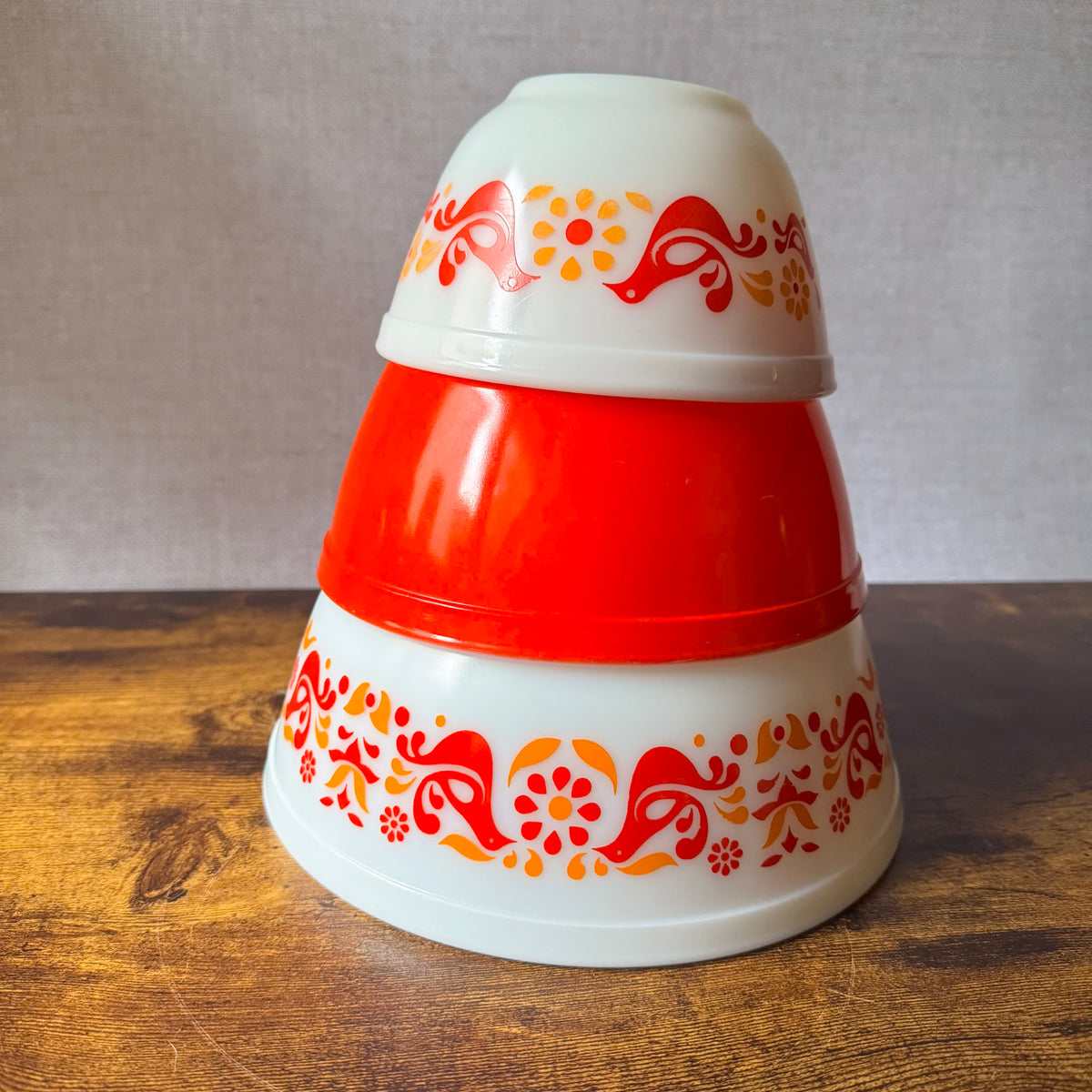 Vintage Pyrex Friendship Mixing Bowls Set of 3 | 1970s Nesting Glass